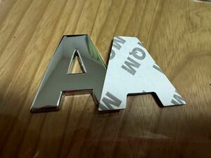 A アルファベット 文字 ３D 立体 粘着 エンブレム 金属製 大きい　シルバー