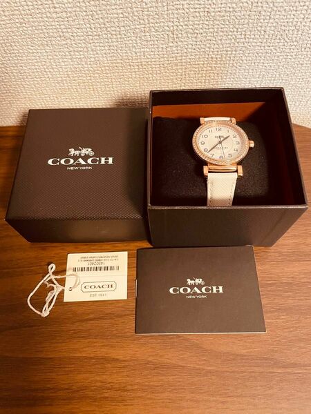 COACH コーチ　レディース腕時計　ホワイト