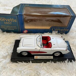 【5/8までの限定出品】【廃版】シボレー　コルベット 1957 Superior ミニカー　アメ車　ミニカー　おもちゃ　玩具