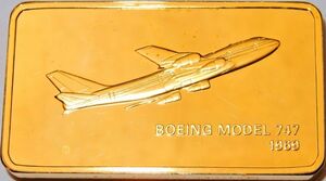 レア 限定品 ジェーン年鑑 英国製 ボーイング社 ジャンボジェット 旅客機 747 純金仕上げ インゴット メダル コイン 記章 飛行機 JAL ANA