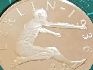 レア　限定数 1936年 ドイツ ベルリンオリンピック 陸上競技 金メダル ジェシー オーエンス 五輪 純銀製 プルーフ 記念メダル コイン 記章