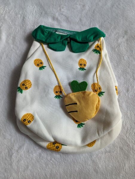 可愛い 犬服 小型犬用 パイナップル柄 新品 Mサイズ ペットウェア