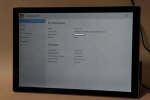 M334. Microsoft / Surface Pro / Core i5-7300U / 8GBメモリ / 256GB SSD / 通電確認・ジャンク