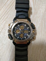 ジャンクレトロ 腕時計 SEIKO ALBA HYPER-TECH 1/1000 CHRONOGRAPH V083-7010 ブラック盤 電池交換済 セイコー _画像1