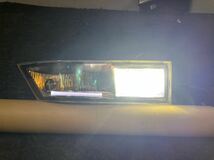 ☆07y エスカレード 社外フォグランプ 左右セット キャデラック LEDバルブ付き 点灯確認済み Cadillac ESCALADE 2007y ライト ランプ _画像5