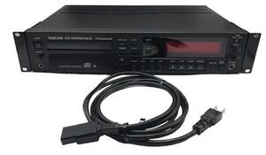 Y0535（訳アリ）TASCAM CDレコーダー/プレーヤー 業務用 CD-RW900MK2