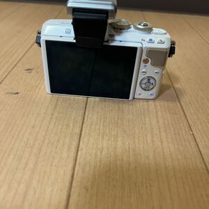 OLYMPUS PEN Lite E-PL7