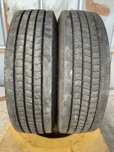 送料込み！215/70R17.5 BRIDGESTONE R170 TCOT 19年製 7~9mm 中古トラックタイヤ２本セット