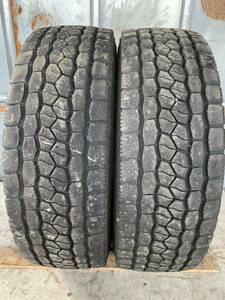 引取り可能！265/60R22.5 BRIDGESTONE M800 20年製 10mm 中古トラックタイヤ２本