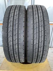 送料込み！205/75R16 DUNLOP ENASAVE SPLT50 22年製 8~9mm 中古トラックタイヤ２本