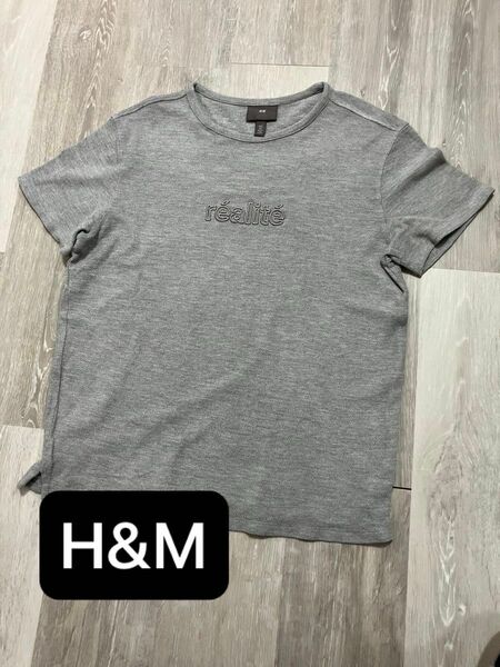 H&M（エイチ・アンド・エム） Tシャツ（ティーシャツ）グレー