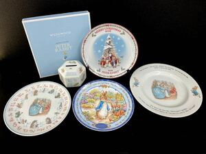 埼♪ WEDGWOOD ウェッジウッド PETER RABBIT ピーターラビット 5点セット プレート 皿 貯金箱 まとめ 洋食器 ブランド食器 ♪2138