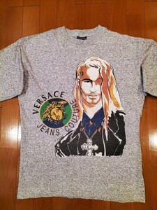 ヴェルサーチ　Tシャツ　メンズオーバーサイズデザイン　身幅56cm 着丈69cm　大人気メデューサ　ランウェイモデル ITTIERRE製　正規品