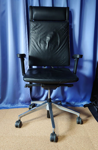 Beauty Sedus sedas открывает черный кожаный тест Highback Aaron Chair