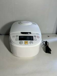 コーナン オリジナル PortTech (ポートテック) 5.5合炊き マイコン炊飯器 PJD-M550 (W) ホワイト