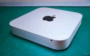 Apple Mac mini (Late 2012) + SSD500GB + HD640GB + Catalina 10.15.7 + Apple USBキーボード + マウス～整備済