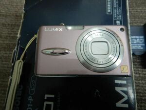 4624 Panasonic デジカメ Lumix DMC-FX01 ピンク　ジャンク
