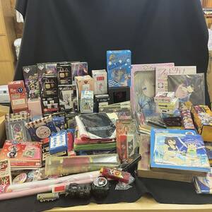 【中古 送料込】『一番くじ系グッズまとめ売り80個以上 デザイングラス,ラバスト,タオル,一番くじ』◆N2-311