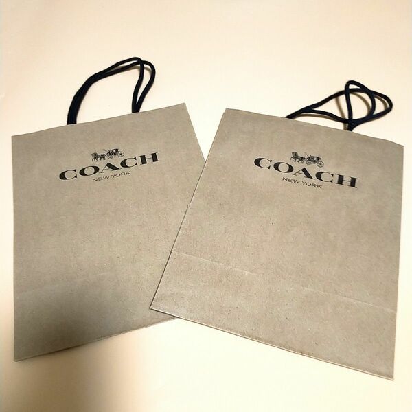 新品　コーチ　ブランド　COACH　2枚　ショップ袋 手提げ袋 紙袋 ショッパー ラッピング袋