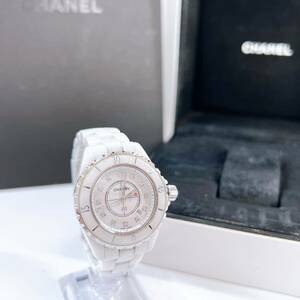 336☆中古☆ CHANEL シャネル J12 12Pダイヤ 腕時計 白文字盤 ホワイト セラミック レディース クォーツ ケース付き 動作未確認 現状品