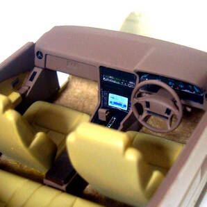 フジミ 1/24 トヨタ ソアラ 3.0 GT LIMITED エアサスペンション仕様 クリスタルホワイトトーニングIIの画像5