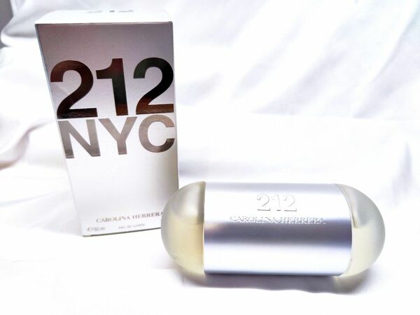 CAROLINA HERRERA キャロライナヘレラ 212 EDT オードトワレ オーデトワレ オードゥトワレ 60ml