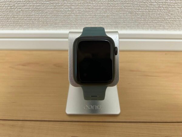 Apple Watch SE 44mm 第一世代　スペースグレイGPSモデル