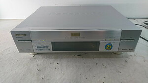 a2-135 ■Panasonic パナソニック D-VHS ビデオカセットレコーダー NV-DHE10 映像機器 2001年製