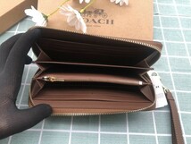 COACH コーチ 財布 長財布 メンズ レディース ロゴ シグネチャー プレゼント ブラウン ギフト 新品 未使用 ウォレット ストラップ付き C067_画像9