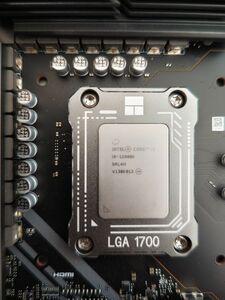 自作PC一式（i9-12900K/Z690マザー/簡易水冷/16GB/SSD2TB/Quadro/850w電源/ケース/OSなし)