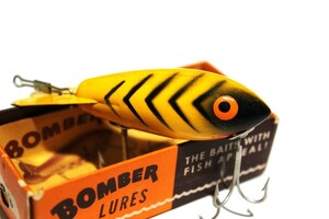 ■s3548 BOMBER BAIT ボーマー ボーマーベイト ウッド オールド ボックス入り 希少 400シリーズ リブ■