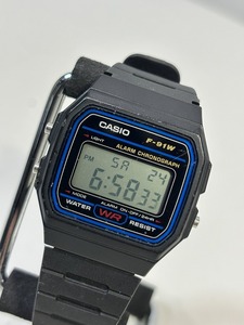 CASIO カシオ F-91W 腕時計 USED 中古 (R601B