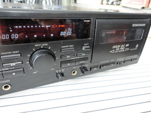 VICTOR　 TD-W313　カセットデッキ中古です。