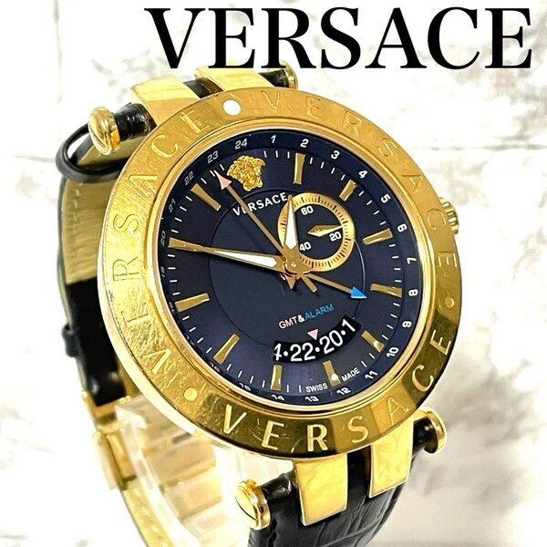 稼動品　VERSACE ヴェルサーチ　アラーム機能　デイト　腕時計