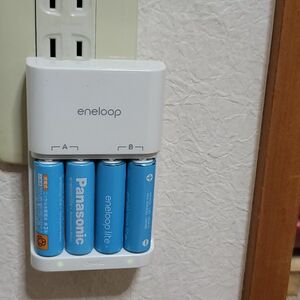 SANYO エネループ 充電器 セット 充電池単3 エコ パナソニック eneloop ニッケル水素電池 クーポンでお得にどうぞ