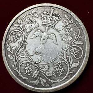 1円スタート　古銭　イギリス　硬貨　女王　1877年　騎馬像　擁護者女王　クラウン　記念幣　コイン　