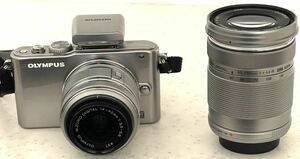 【中古】OLYMPUS カメラ・レンズセット デジタルカメラ E-PL3 14-42㎜ 1:3.5-5.6 40-150ｍｍ レンズ 1:4-5.6 R ED MSC