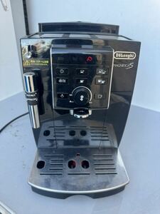 中古品　デロンギ　DeLonghi　ECAM23120B　マグニフィカ 全自動エスプレッソマシンコーヒーメーカー　