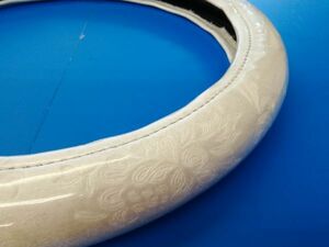  for truck gold . mountain steering wheel cover Laurel white futoshi to coil LS 40cm