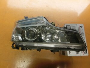 後期 スパーダ 右 ヘッドライト 平成25年 DBA-RK5　HID コイト100-62075 破損無し ステップワゴン Zクールスプリット 19.5万km 即決あり