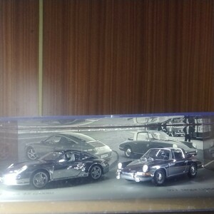 ミニカーセット ( ミニチャンプス ポルシェ タルガ ２台セット 1/43 MINICHAMPS Paul’s Model Art PORSCHE 911 targa 4S (2006) & 1966 ）