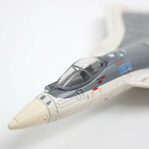 ★Herpa/ヘルパ 1/200戦闘機模型 スホーイ T-50 (SU-57) プロトタイプ White Shark/559751/外箱付き/軍用機&1842700120の画像2