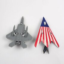★ホーガンウイングス M-SERIES 1/200戦闘機模型 F-117A NIGHTHAWK + LOCKHEED MARTIN F22 RAPTOR/外箱付き/軍用機&1842700125_画像4