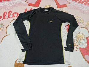 NIKEパーカー長袖カットソー150