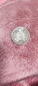 即決　銀貨 大日本　新一円銀貨　明治8年　貿易銀　1円銀貨　古銭　硬貨　コイン