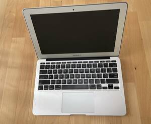 【ジャンク】Apple MacBook Air (11インチ, Mid 2011)