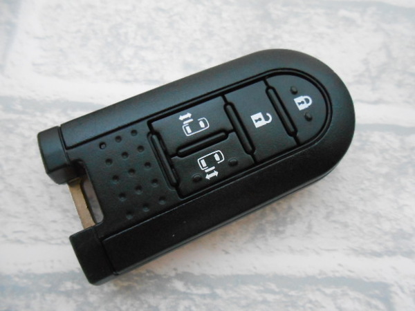 ☆送料無料/トヨタ/4ボタン/007 ACO 154/2EE-00608BA/ピクシス/ルミー/タンクなど/スマートキー/キーレス☆B2311-9