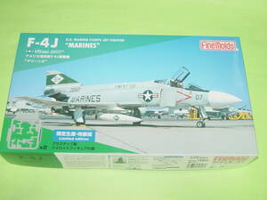 1/72 ファインモールド アメリカ海兵隊 F-4J “マリーンズ”