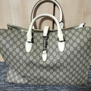 GUCCI　トートバック　ビジネスバッグ　PVCレザー　ベージュ