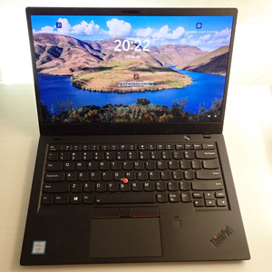 Lenovo ThinkPad X1 Carbon Gen 6 i7-8650U 16GB SSD1TB 4K Wi-Fi6 LTE ACアダプター付
